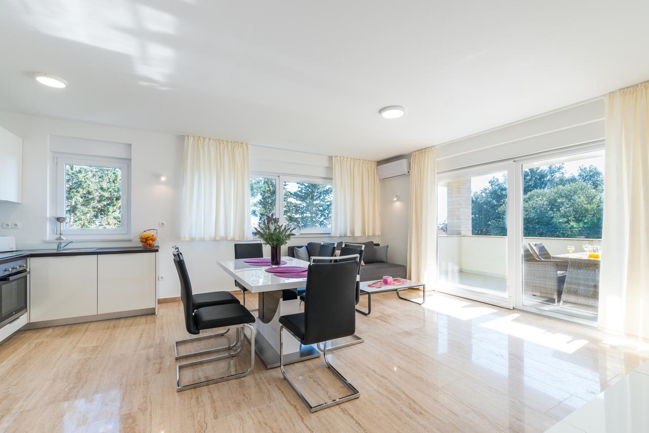 Apartments Corkovic Vir Zewnętrze zdjęcie